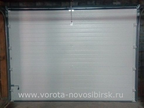 Ворота подъемные RSD01 вид внутри